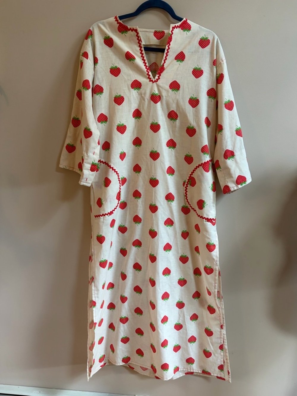 Strawberry Berry Pattern Dress with Pockets, Cottagecore Loungewear Casual Cute